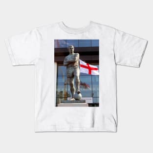 Bobby Moore Statue England Flag Wembley Stadium Kids T-Shirt